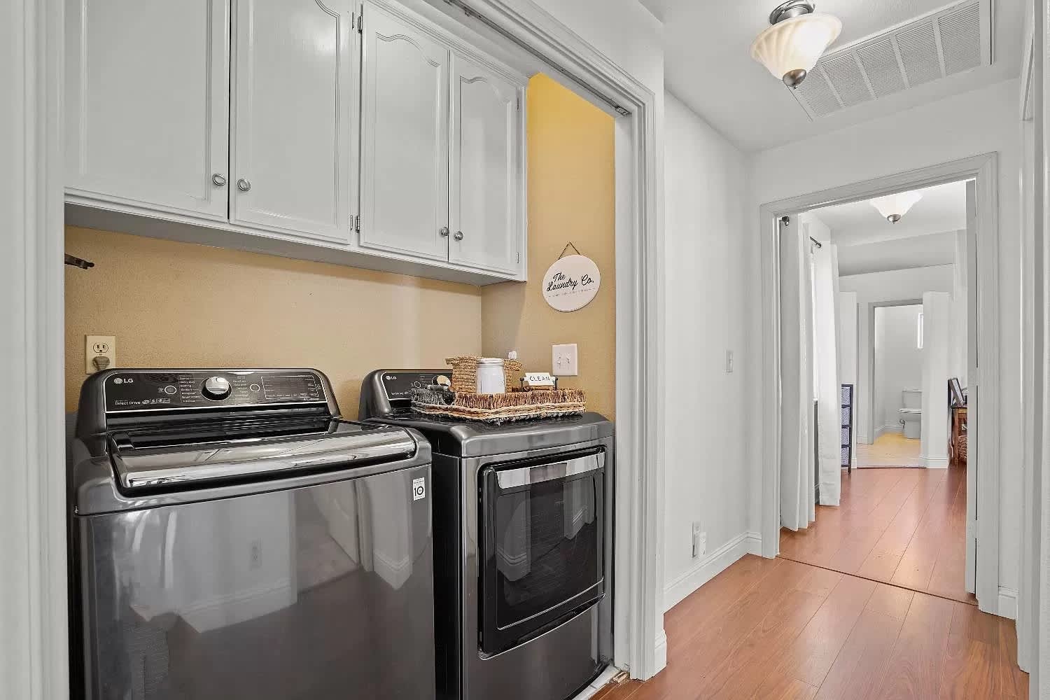 1124 Gorham Avenue – photo 4