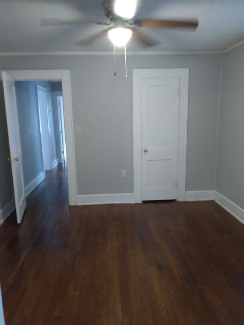 Renovated 3 Bedroom Park Hill Home – photo 5