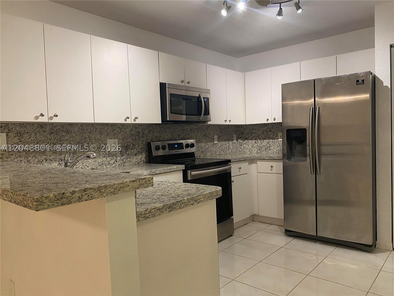 11301 Sw 17Th Ct – photo 3