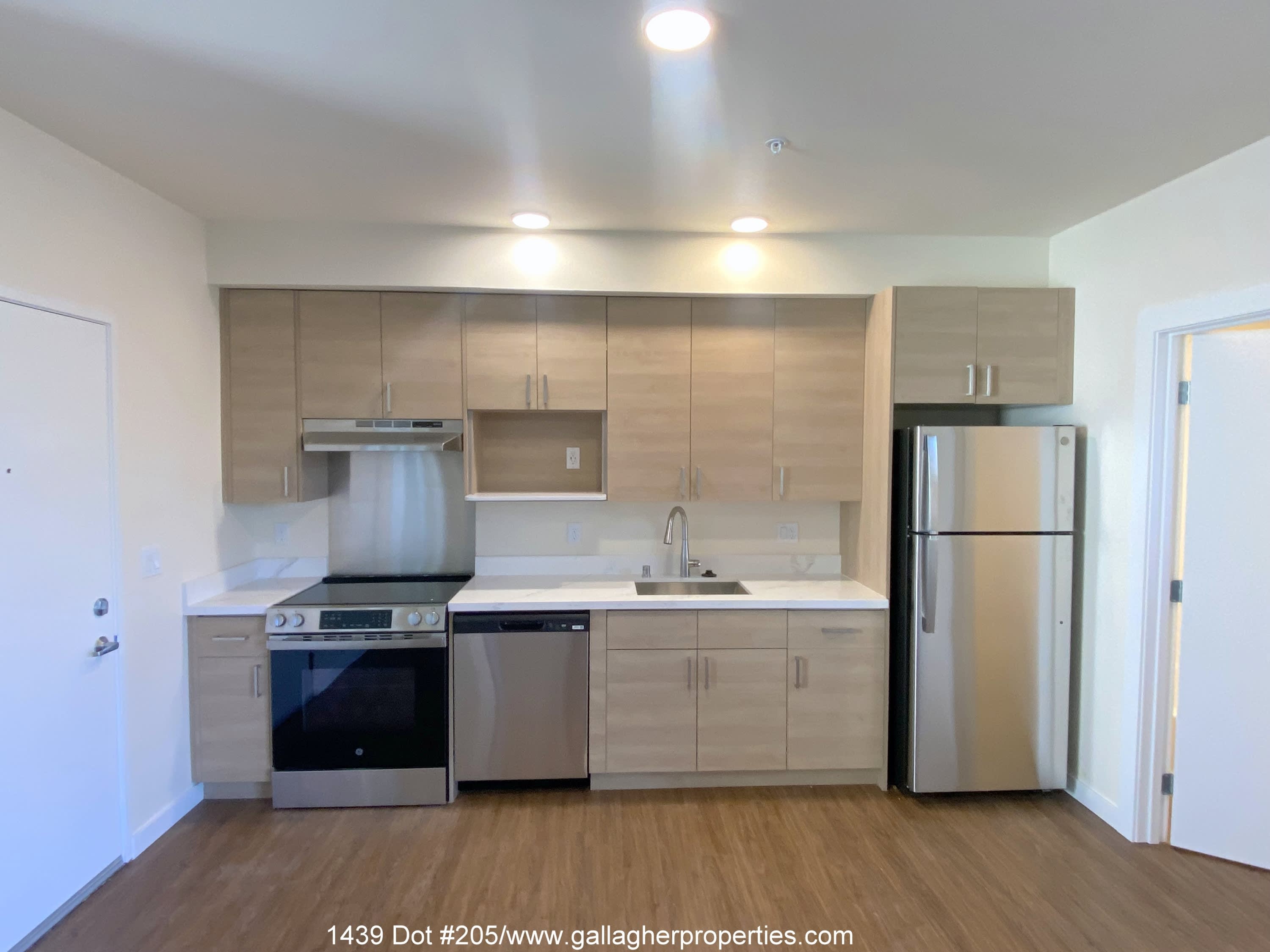 1439 Nw 60Th St 205Ballard – photo 2
