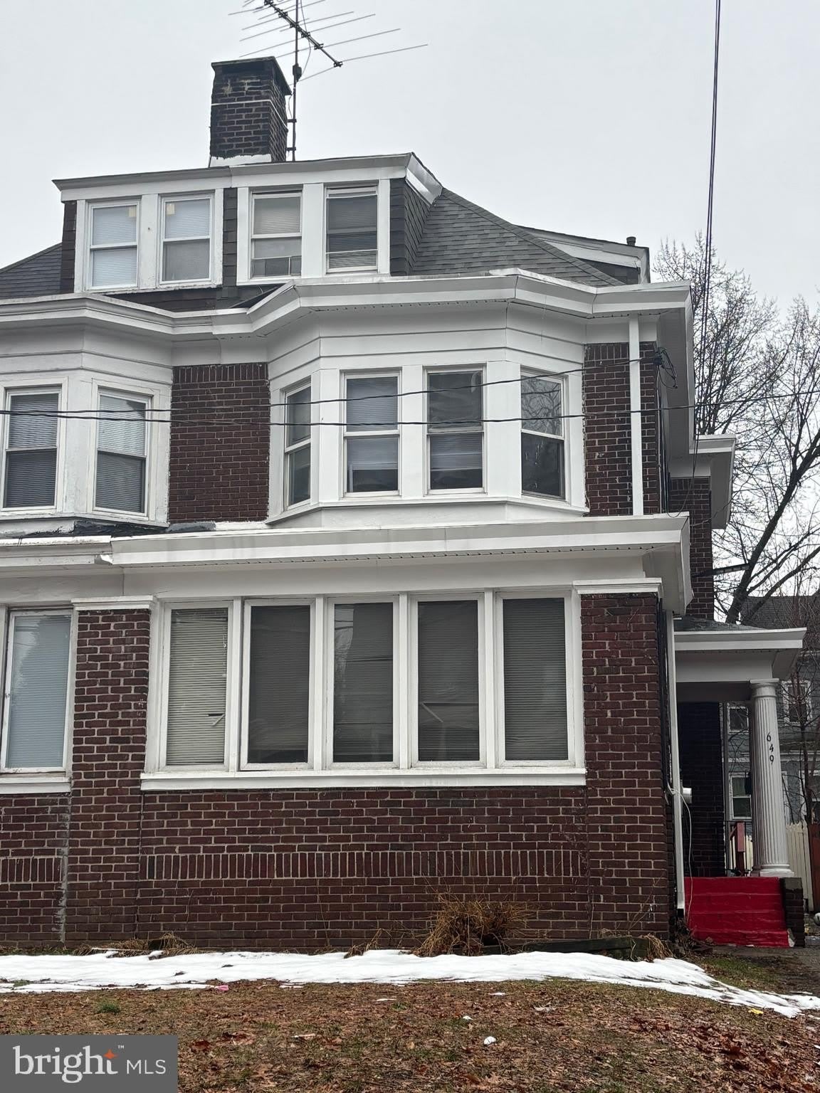 649 W STATE Street – photo 1
