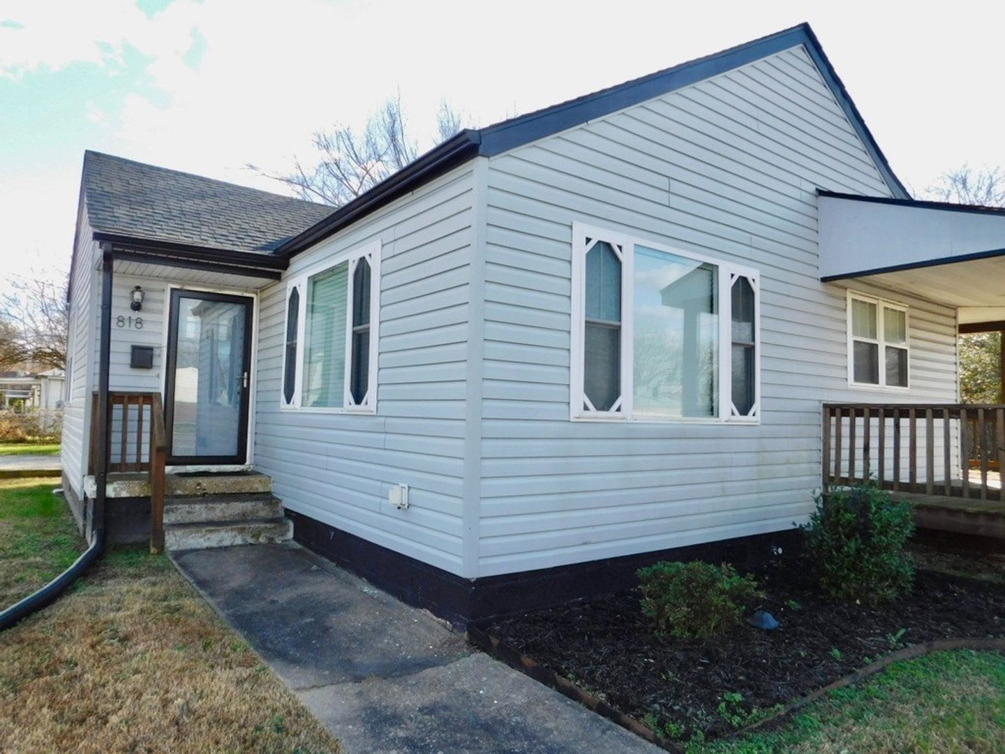 818 E Washington Street, Petersburg – photo 1