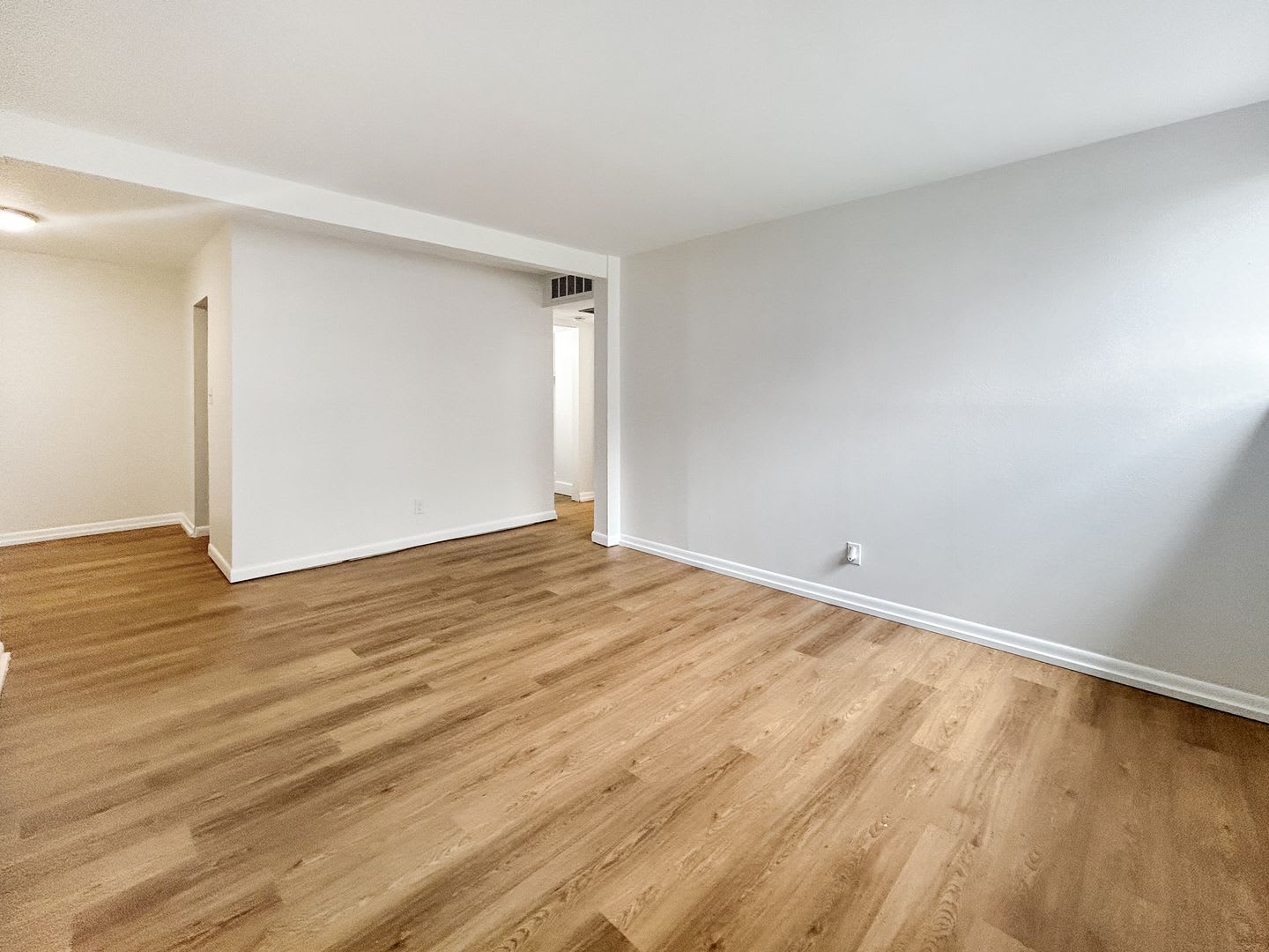 0 Deposit Option Charming Garden Level Condo With Modern Updates In Bear Valley Club – photo 4