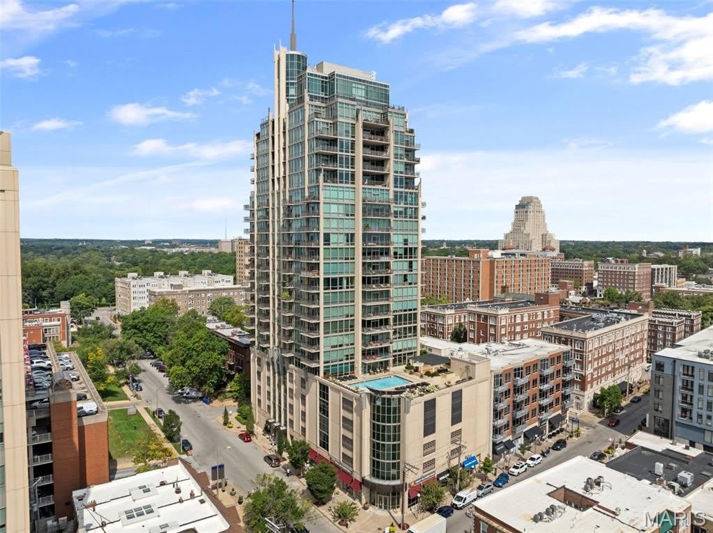 4909 Laclede Avenue – photo 1