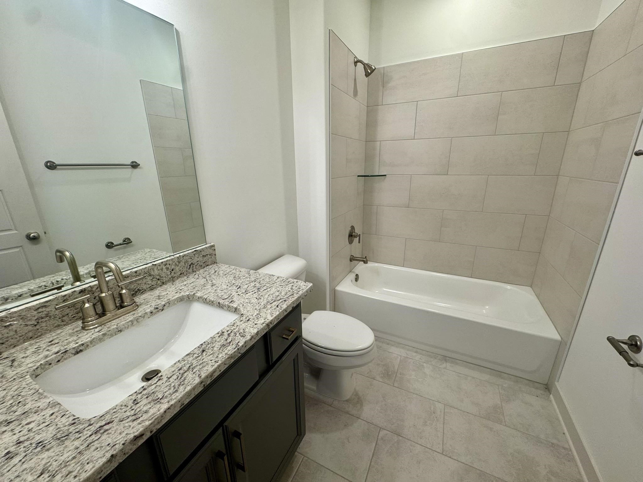 595 MOUNT LAUREL Dr – photo 3