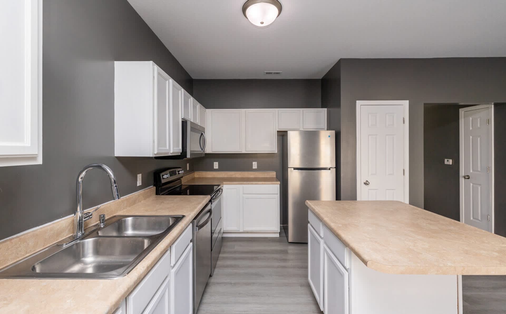 Bluffton Park Apartments – photo 2