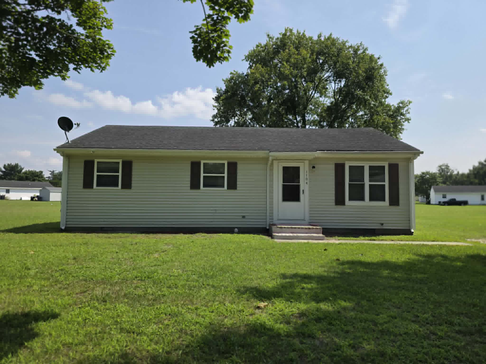 1104 Hillcrest Avenue – photo 2