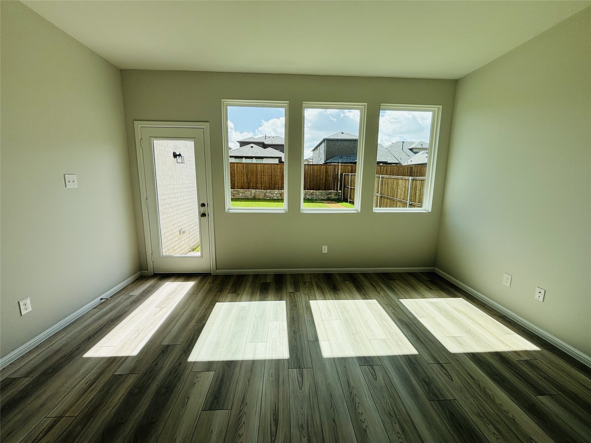 912 Santa Lucia Drive – photo 3
