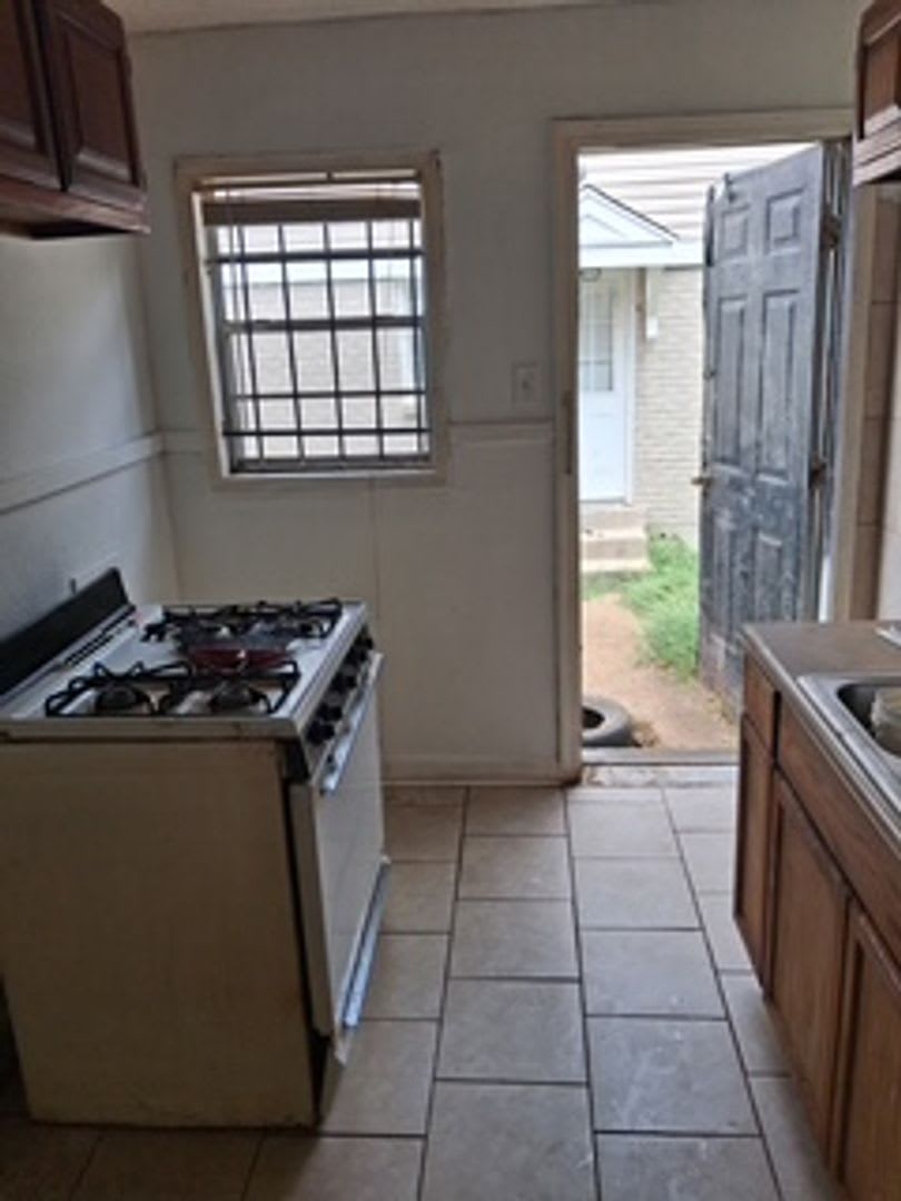 East Memphis Duplex for Rent – photo 3