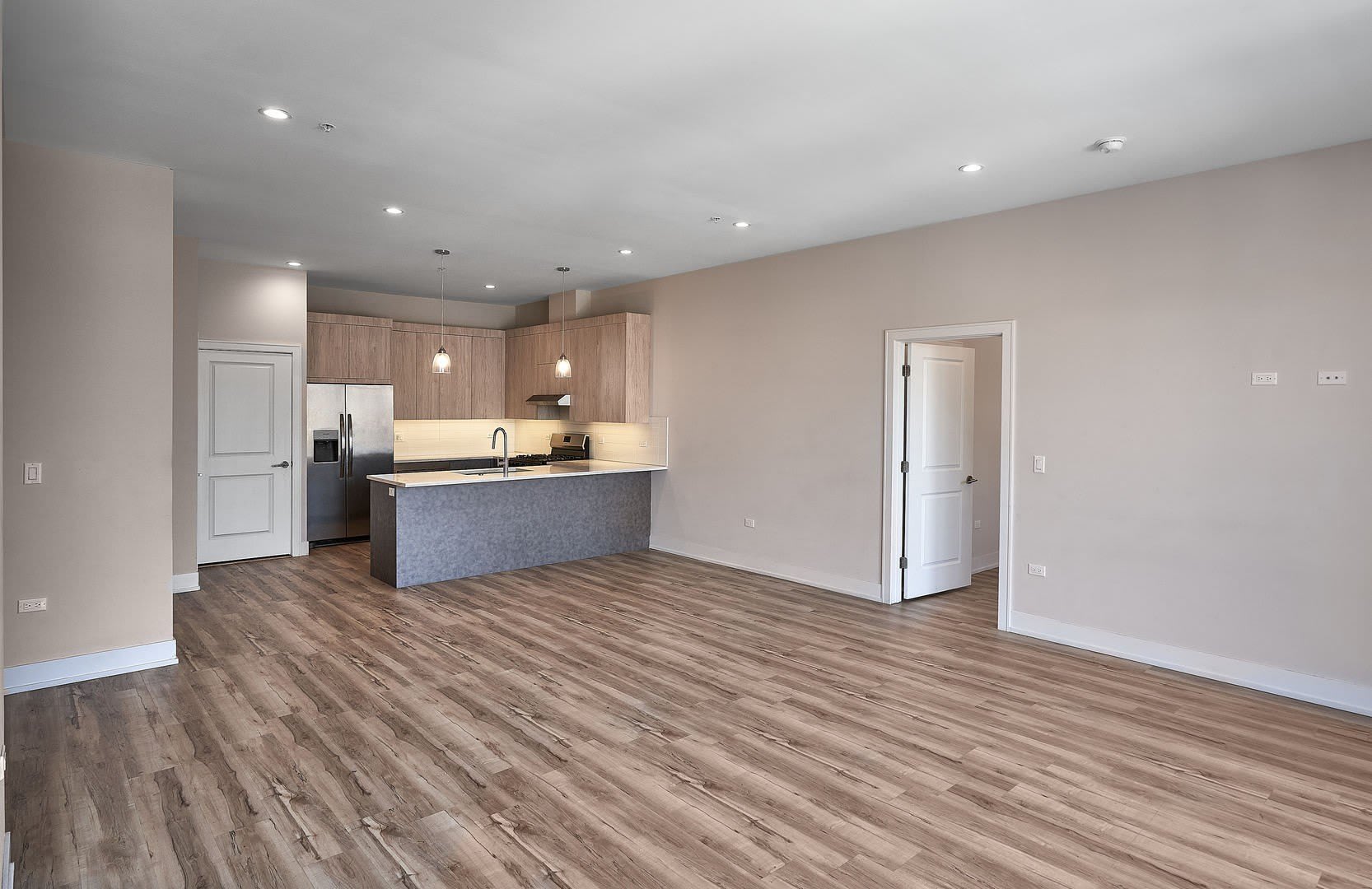 926 E 43rd Street – photo 5