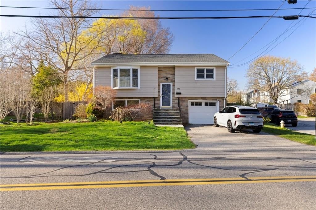 132 Ruggles Avenue – photo 1