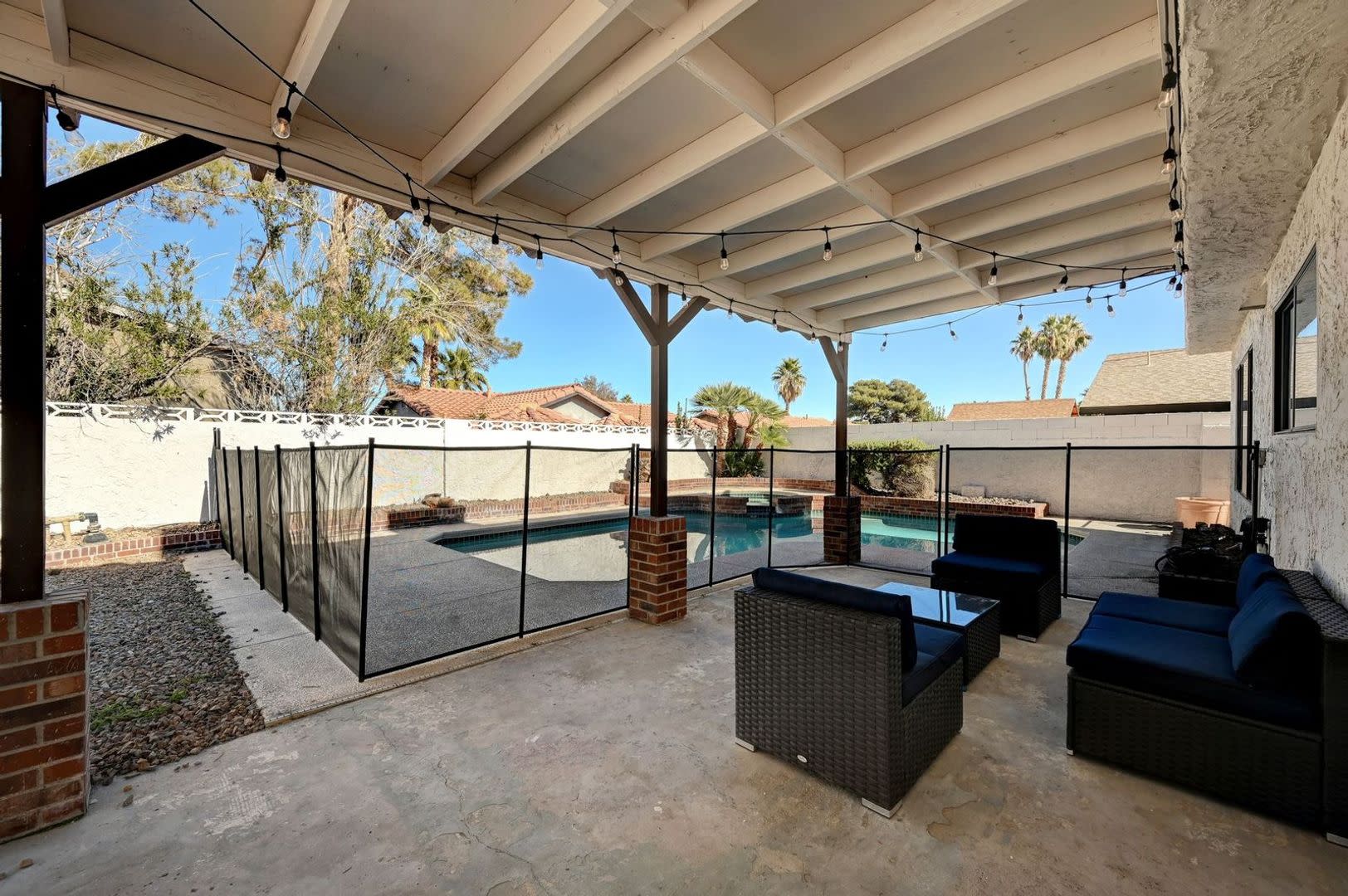 Fully Furnished Entertainer’s Dream with Resort-Style Pool & RV Parking! – photo 4