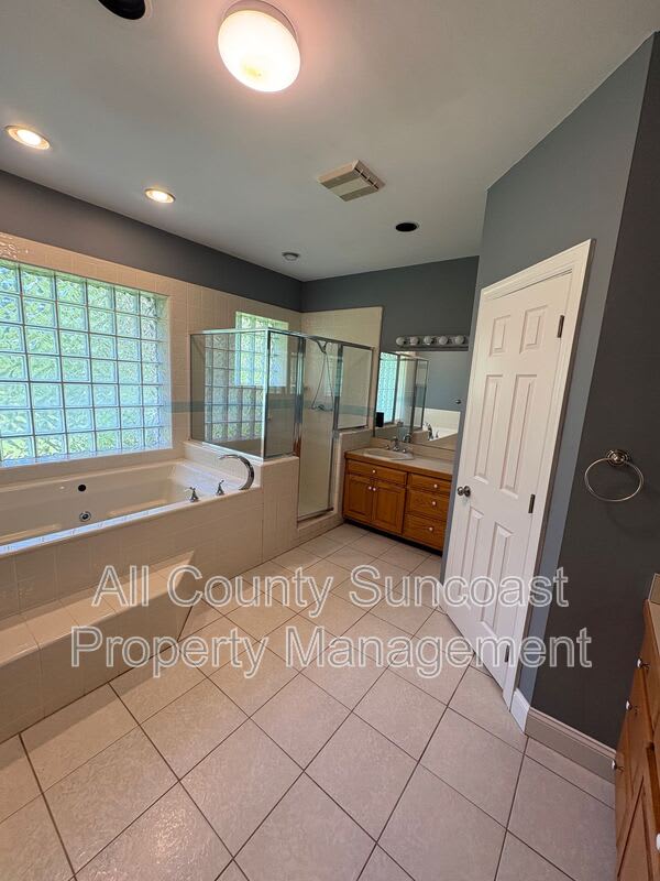 2600 Lucerne Dr – photo 5
