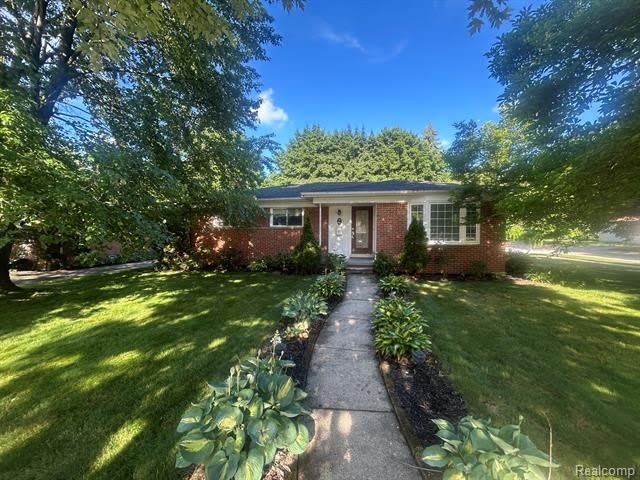 760 S EVERGREEN Street – photo 1