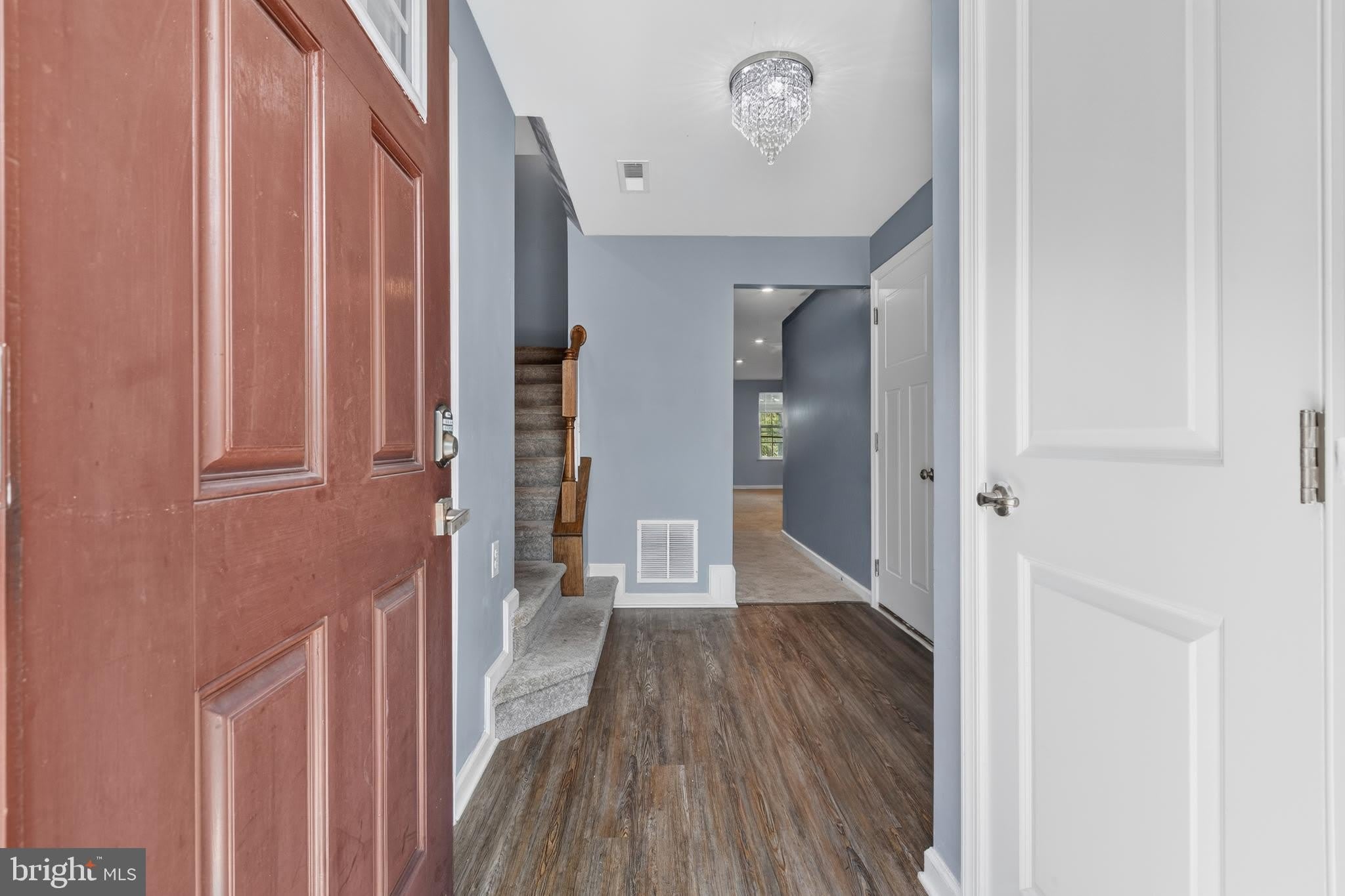 108 NATHAN DR – photo 4
