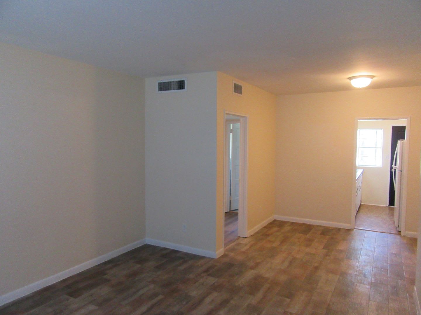 807 Cherry St #1 – photo 2