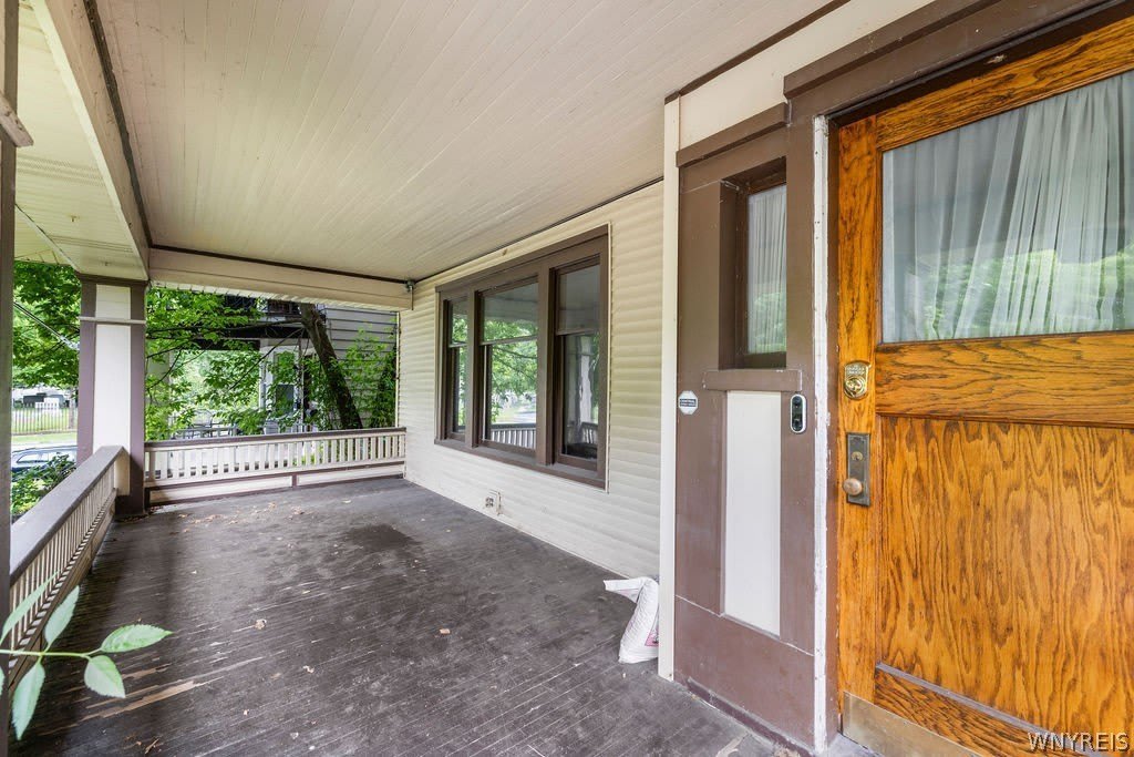 845 Potomac Avenue – photo 2