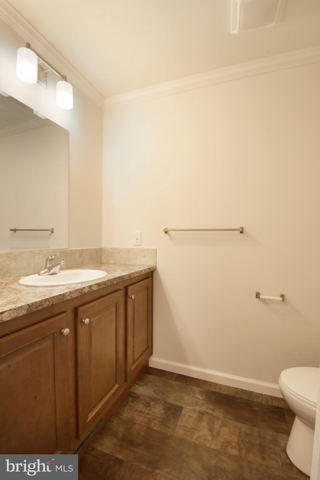 42 EDGEWATER Drive – photo 5