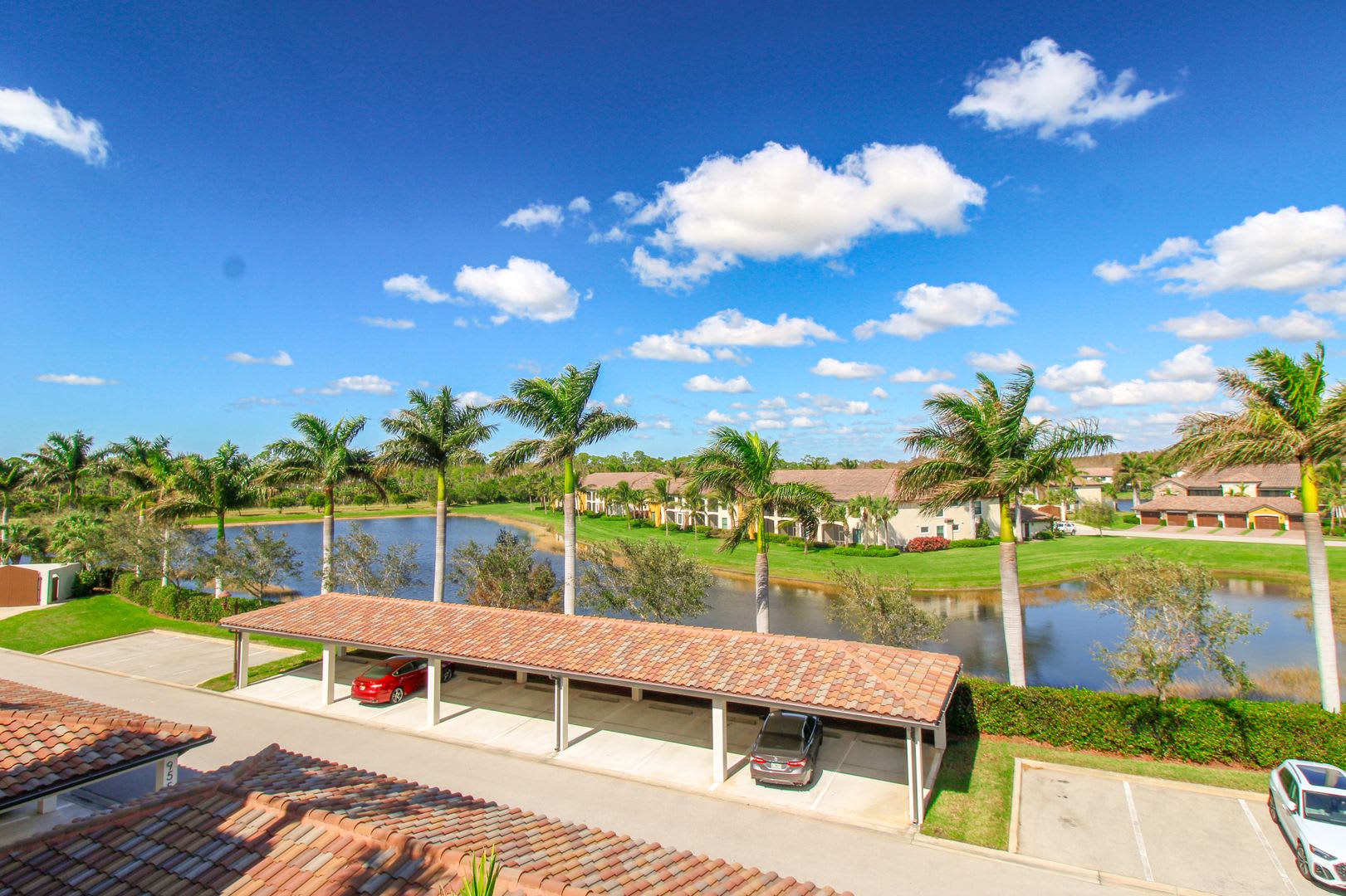 ** TREVISO BAY UNIT AVAILABLE ** SOCIAL MEMBERSHIP TO TREVISO BAY ** – photo 4