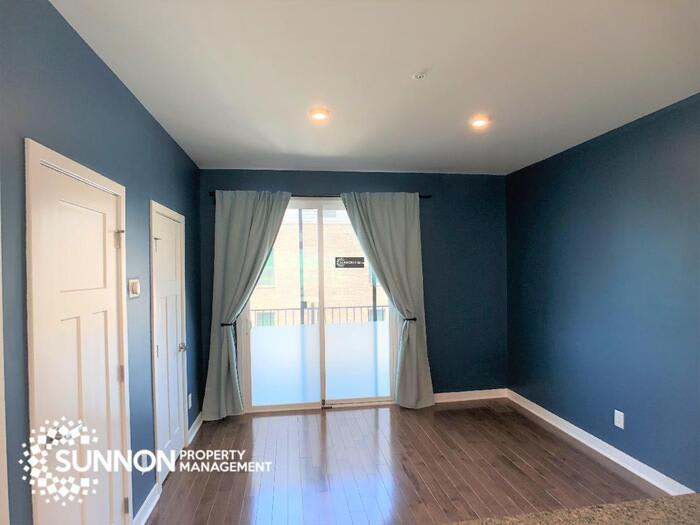 462 West Tremont Avenue – photo 3
