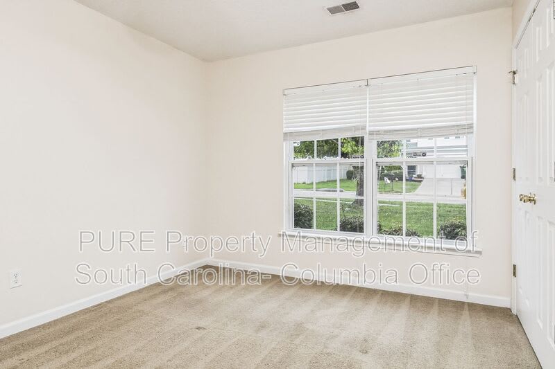 517 Heron Glen Dr – photo 3
