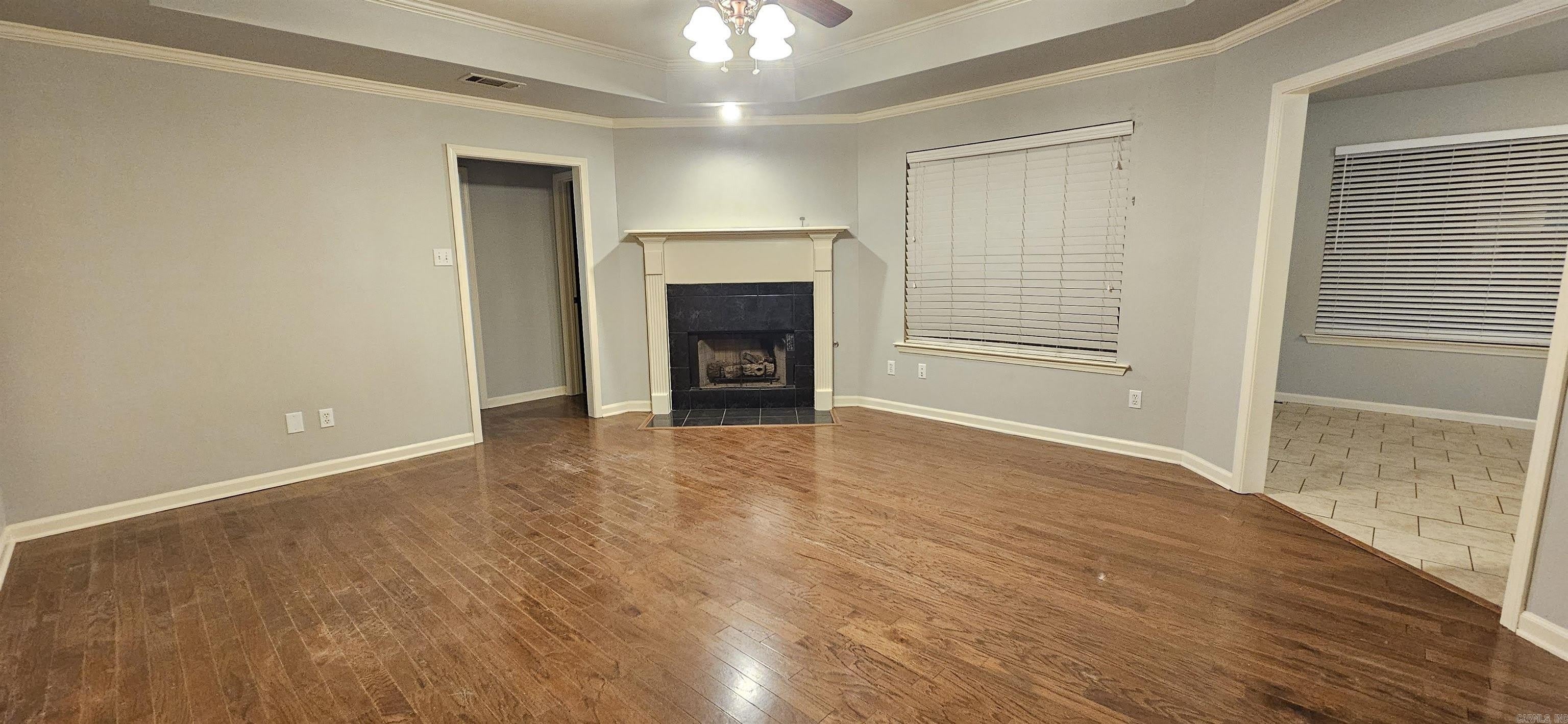 128 Plumdale Drive – photo 2