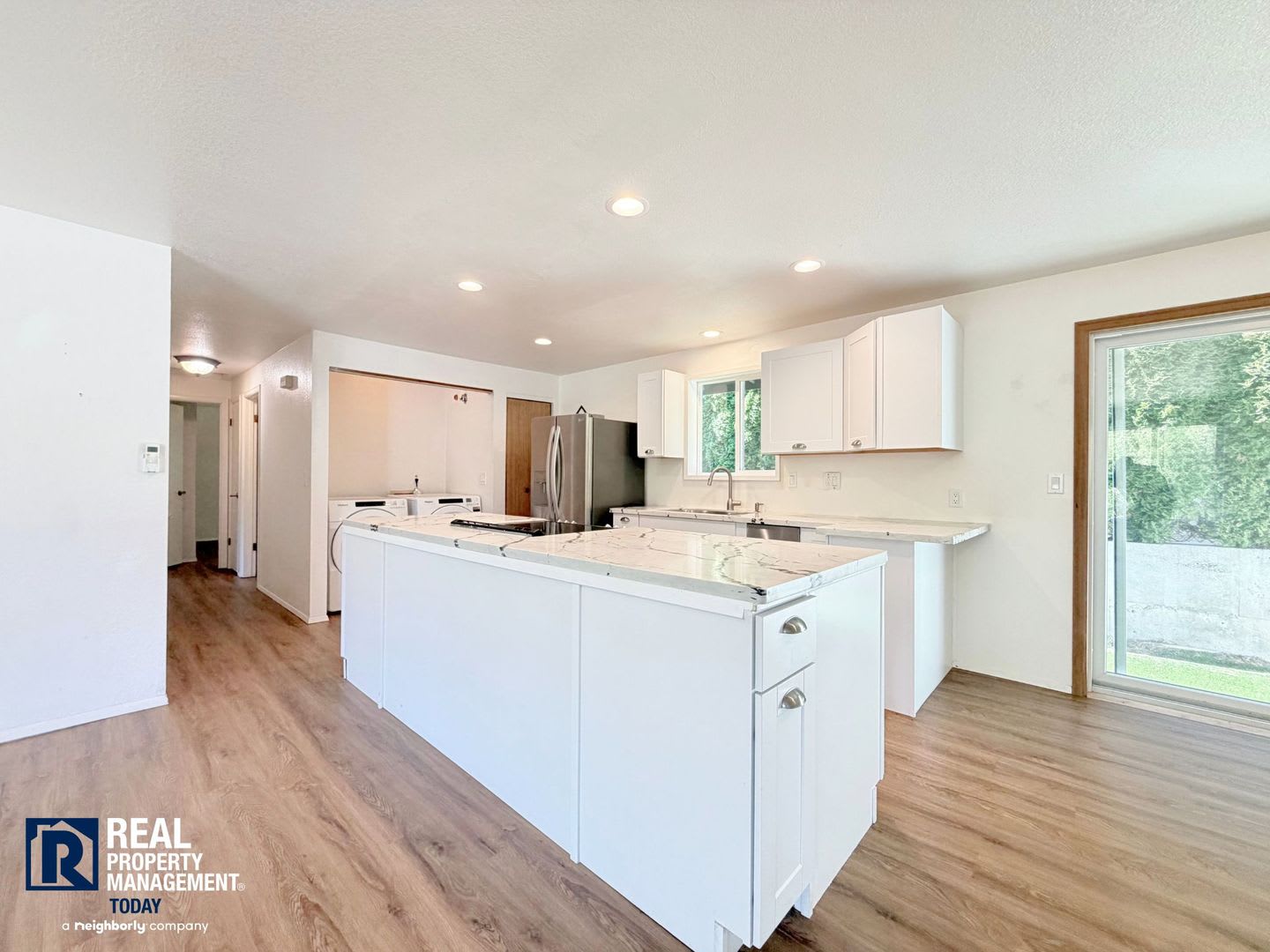 Renovated Gig Harbor Home With Water Views Fenced Yard Updated Kitchen – photo 3
