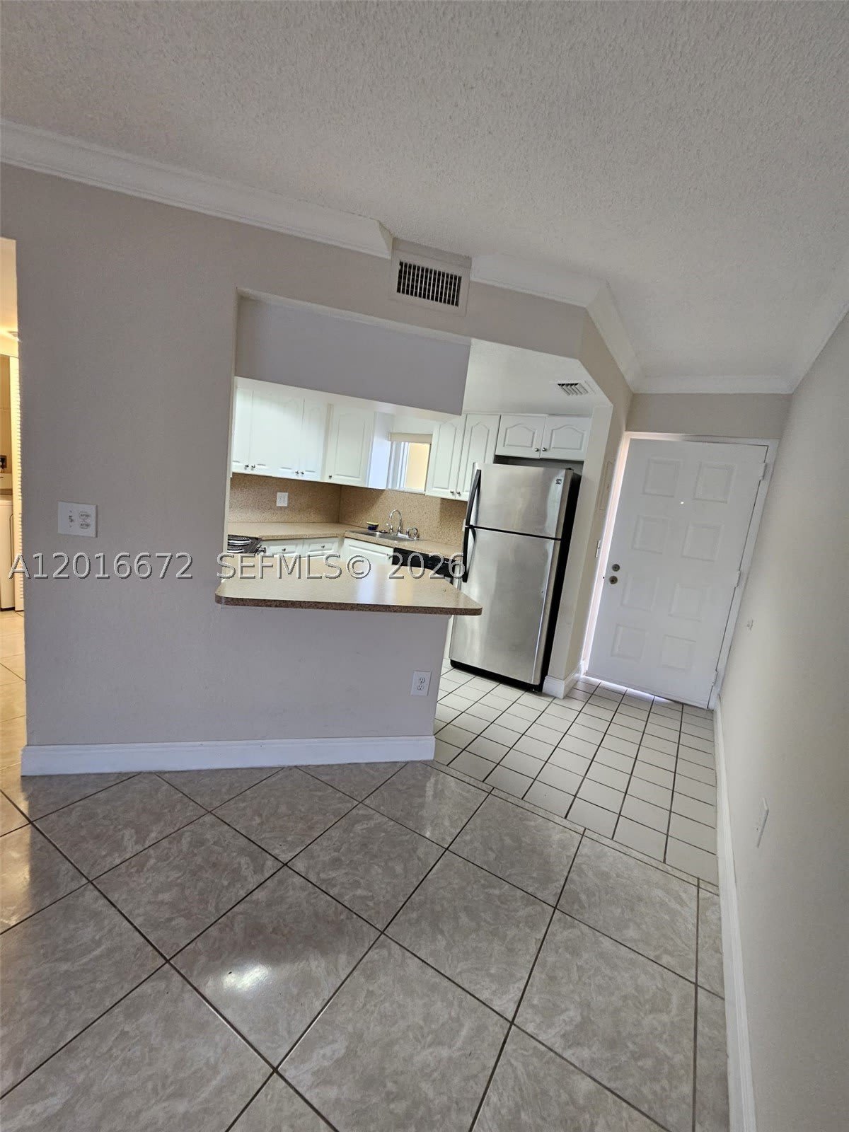8245 Lake Dr – photo 5