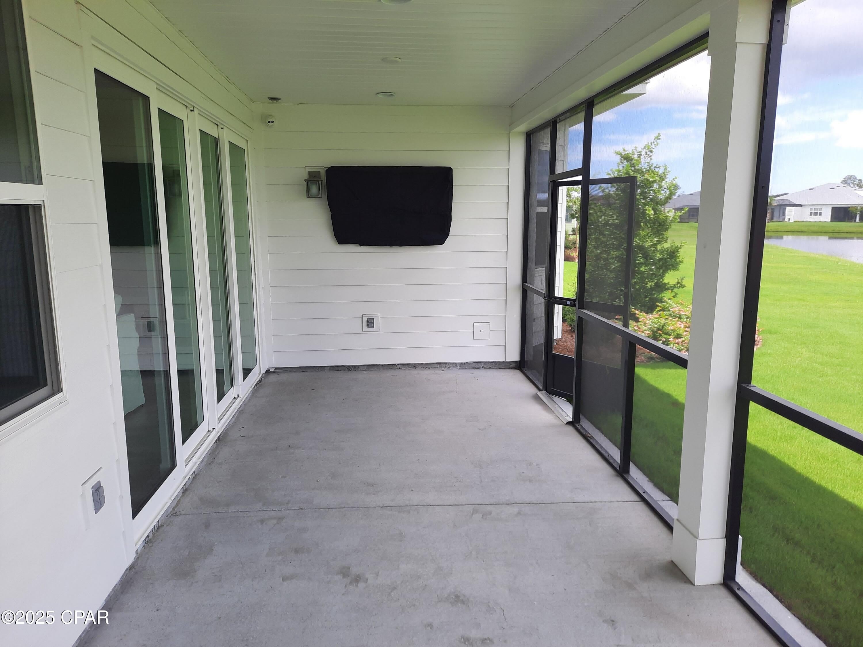 8436 Coral Reef Way – photo 3