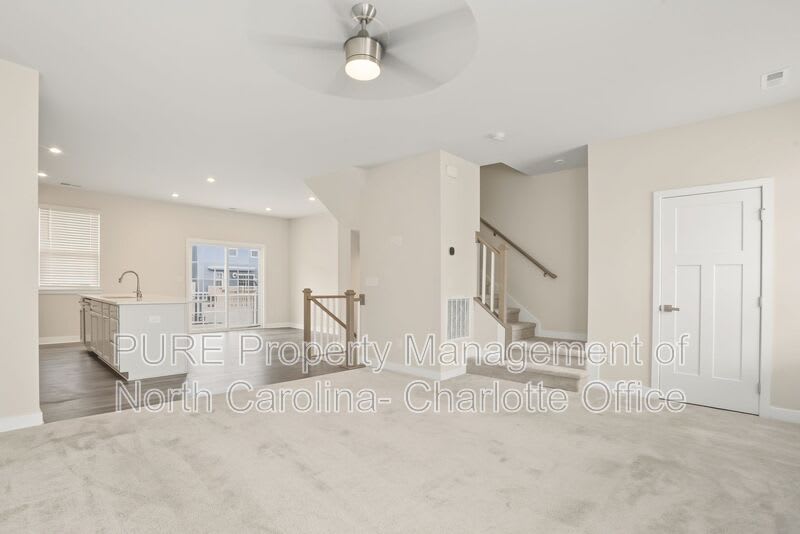2140 Autumn Cyprus Ave – photo 3