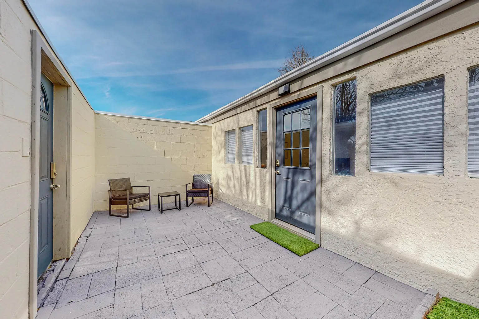 720 Truman Street Northeast – photo 2
