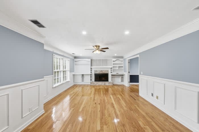 310 Crescentview Court – photo 3