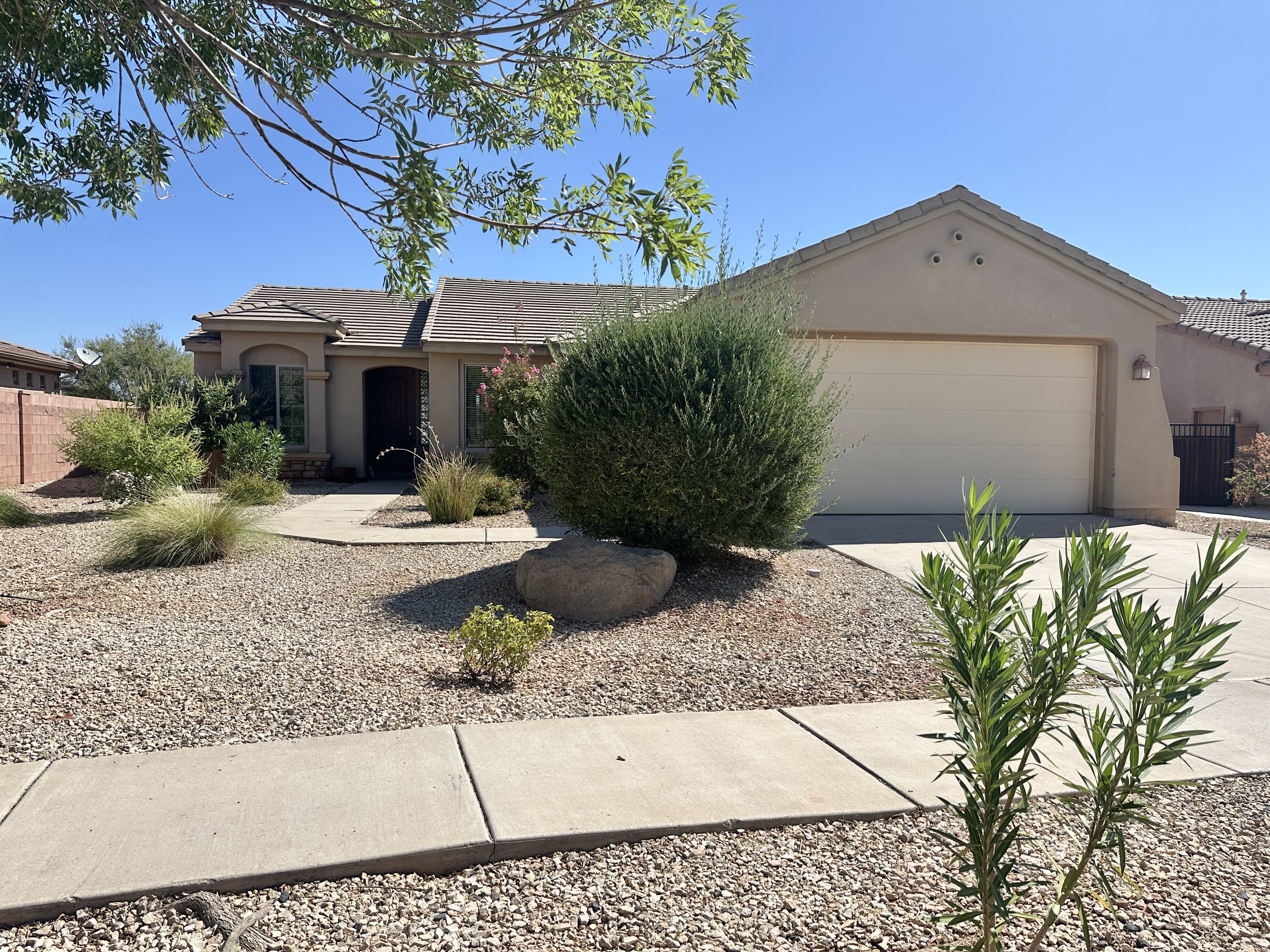 1220 N Spring Valley Dr – photo 2