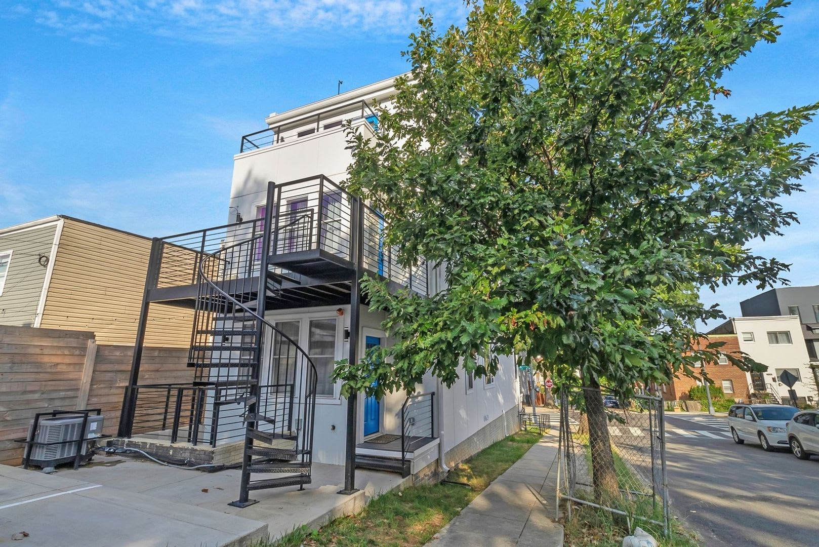 Charming 3BR New Condo in Washington, DC – photo 4