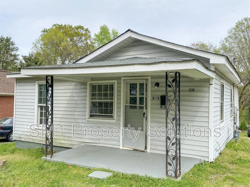 915 Willow Road – photo 1