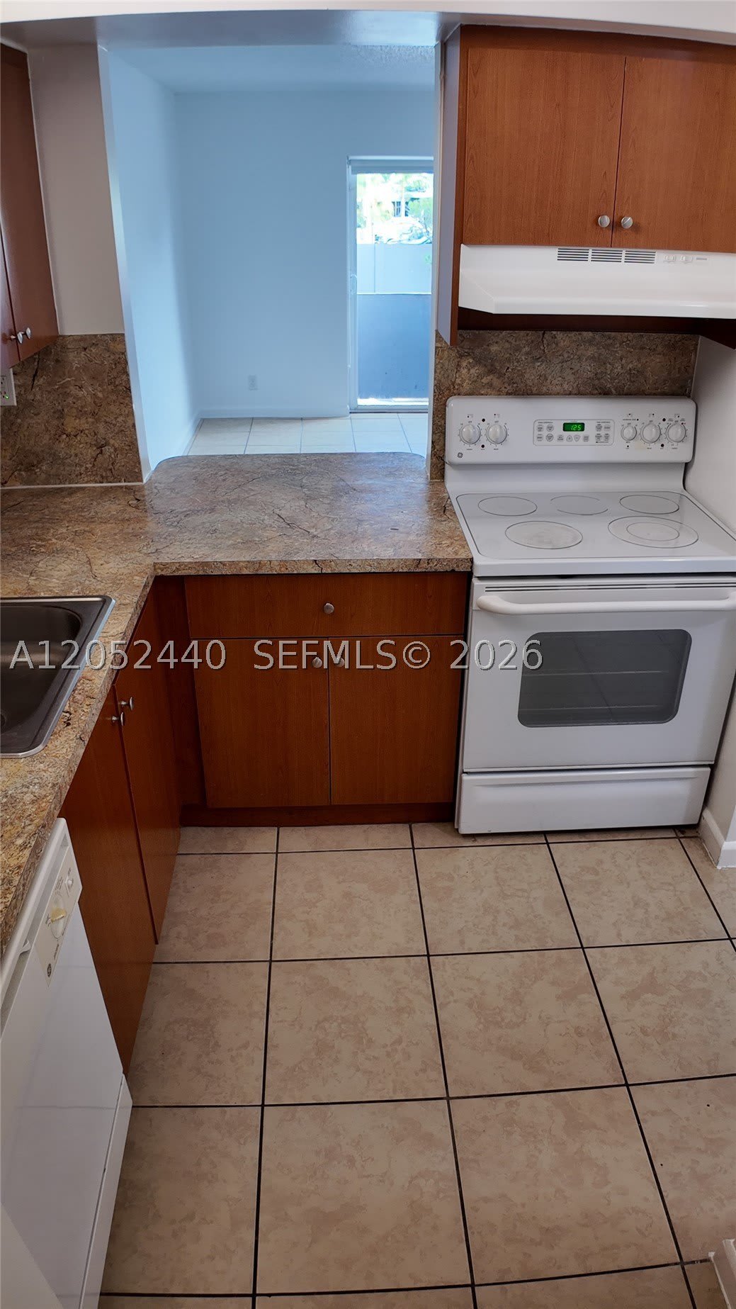 11140 SW 196th St – photo 3