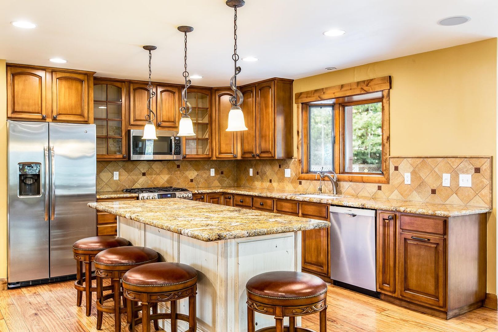 Long Term Lease In The Heart Of Park City Available Mid October 2026 – photo 4