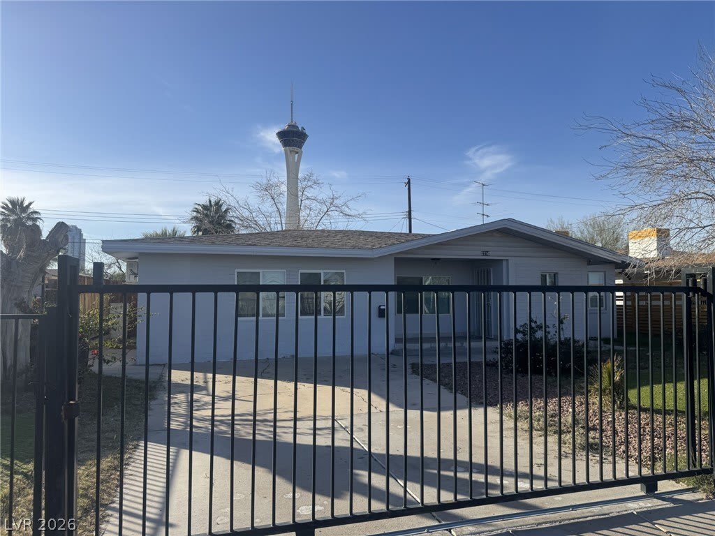2200 S 6Th Street – photo 1