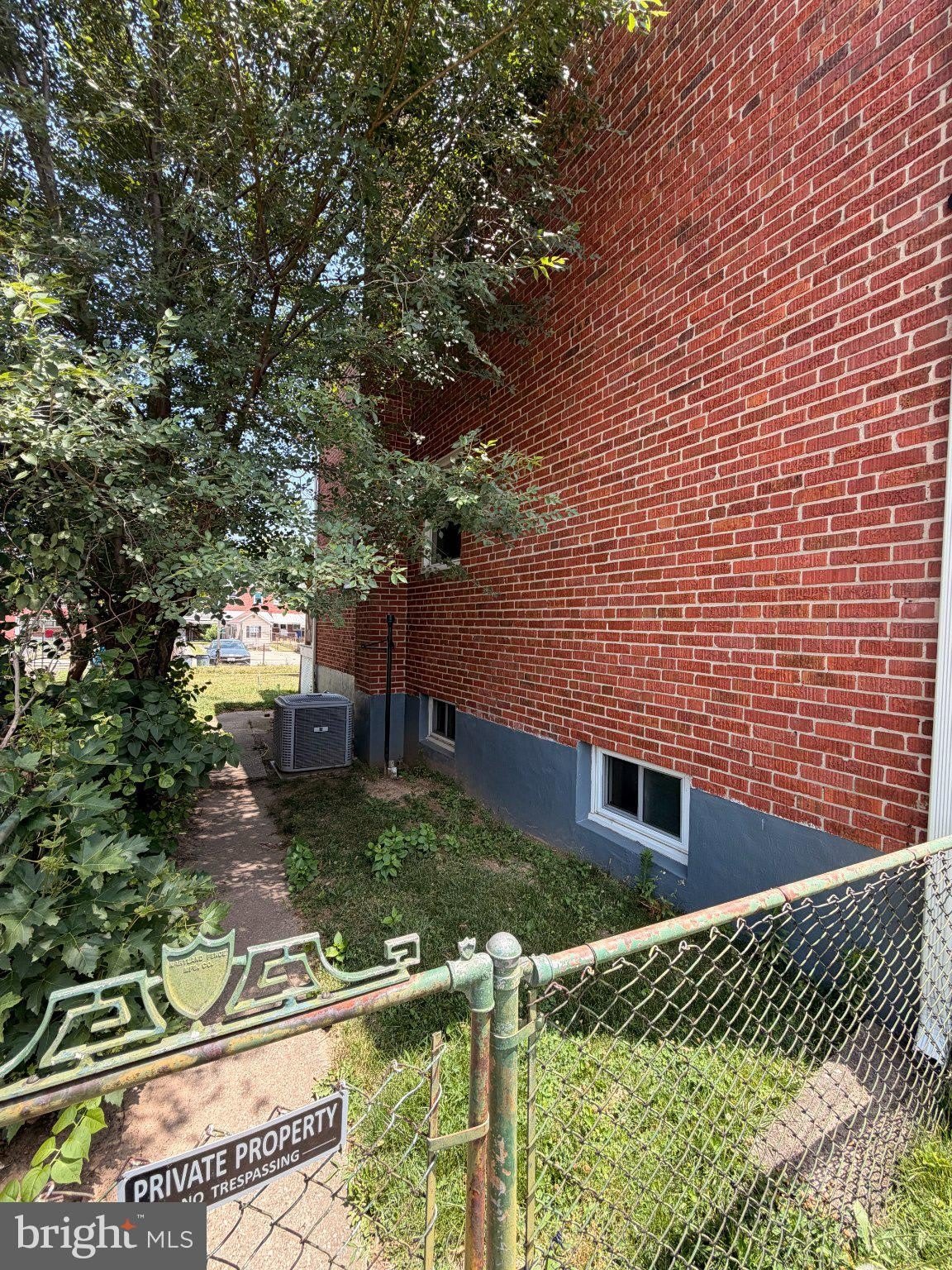 2717 CRESTON Road – photo 2