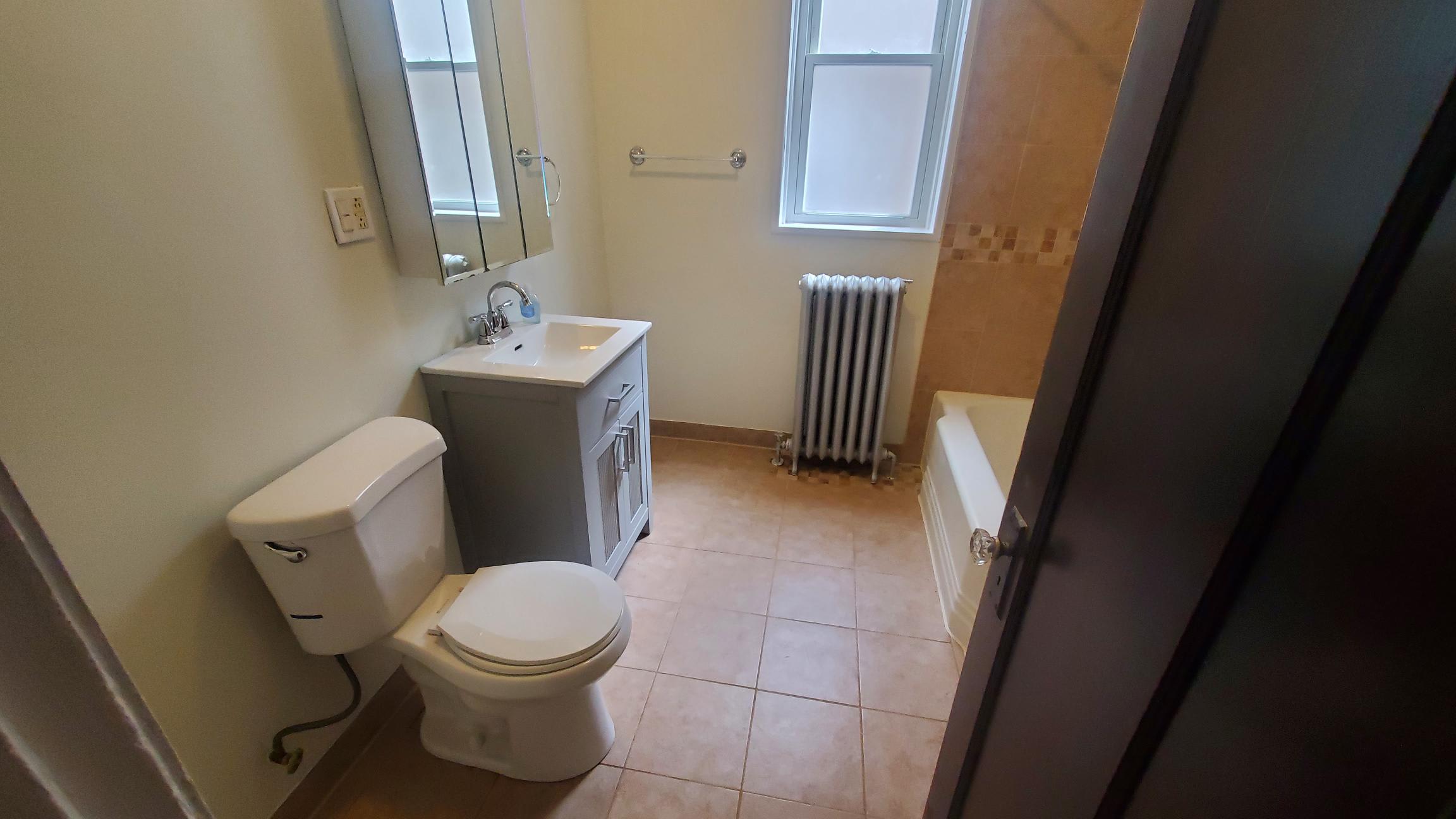 4928 West Barry Avenue – photo 5