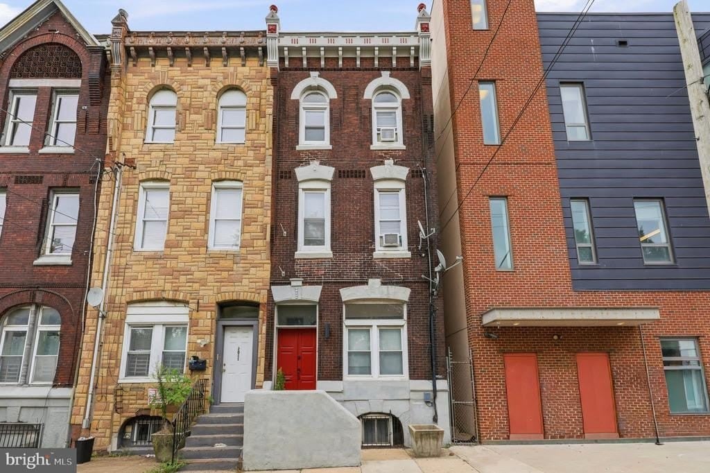 2009 N 15TH STREET – photo 1
