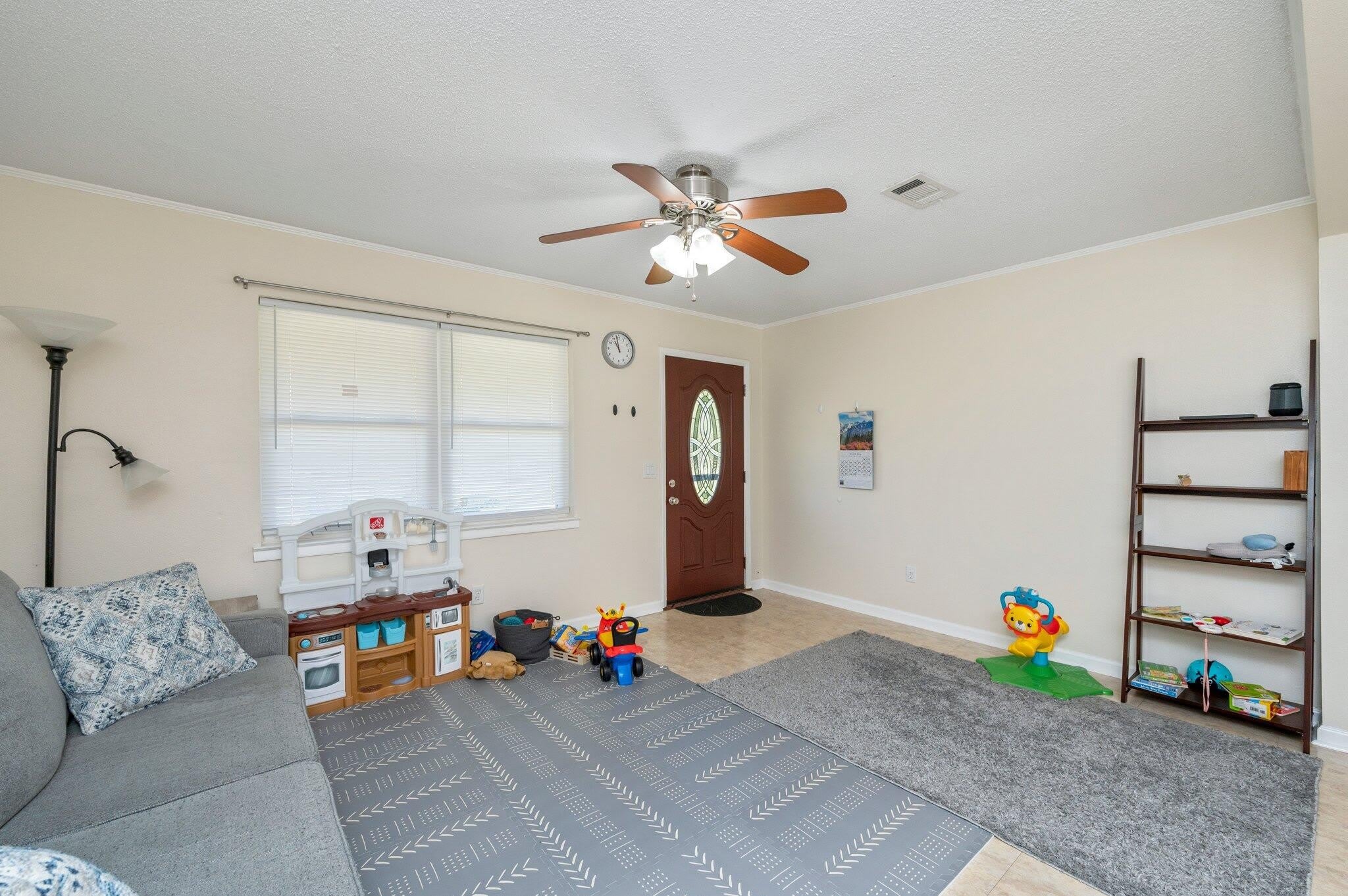 170 Sidney Avenue – photo 5