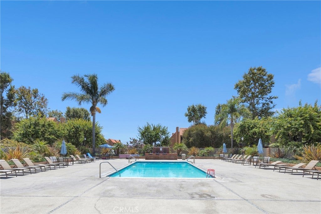 6600 Warner Avenue – photo 3