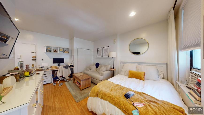170 West 25th Street – photo 2
