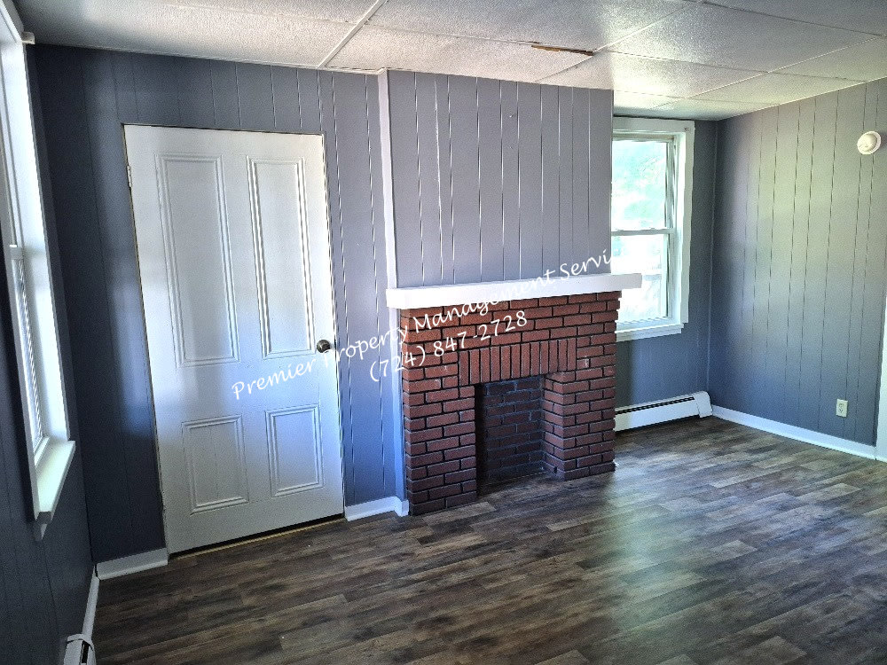 421 Schiller Street 1st Flr – photo 2