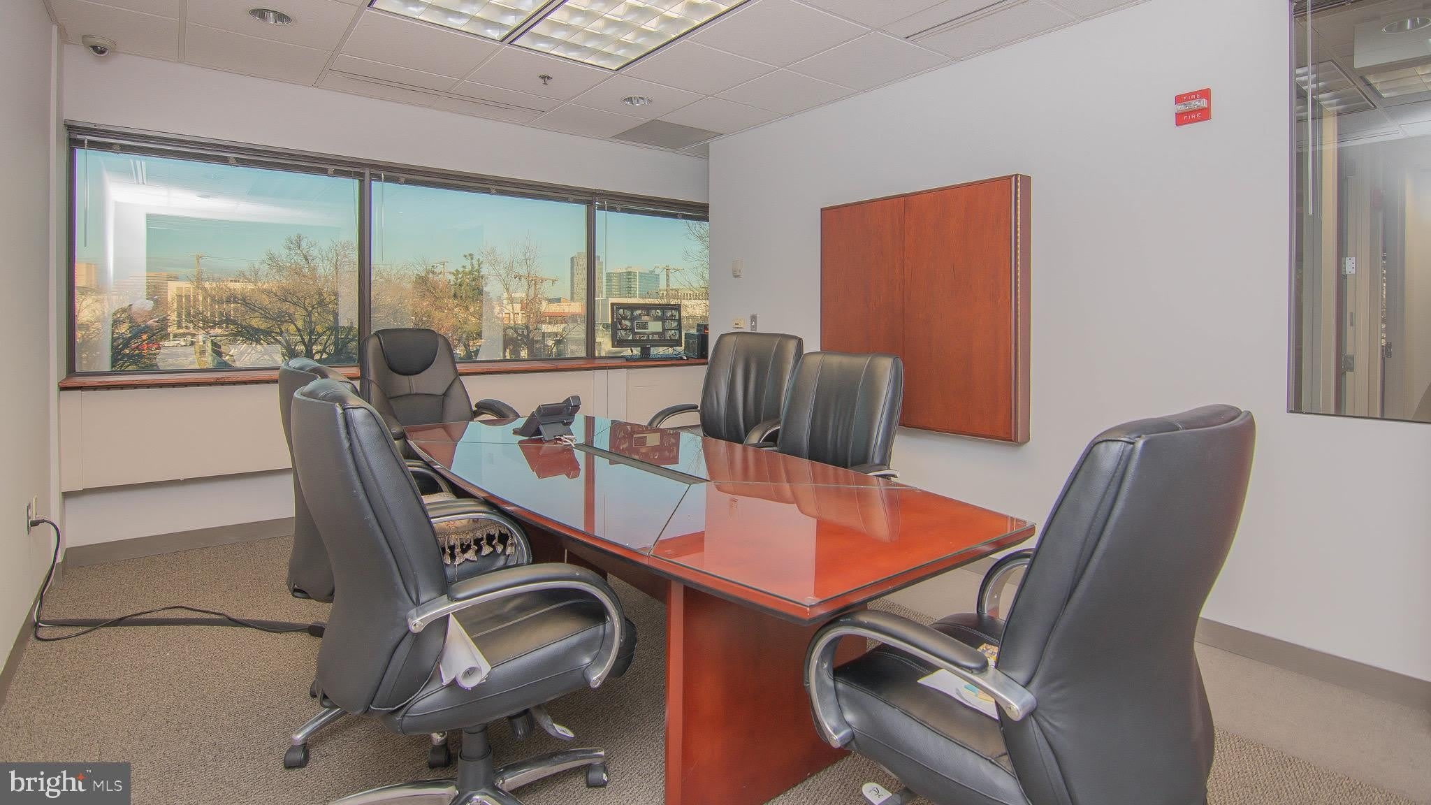 8230 BOONE Boulevard – photo 2