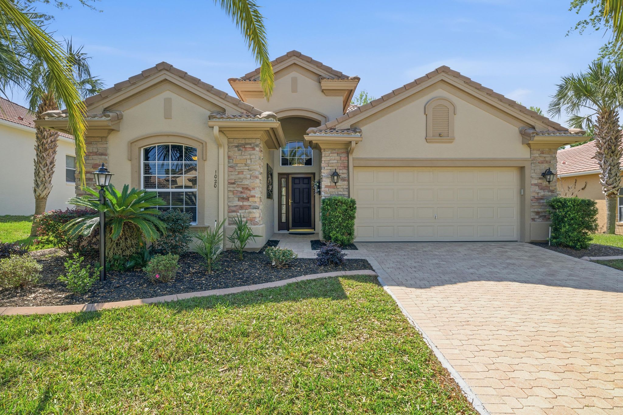 1020 West Rollingwood Court – photo 2