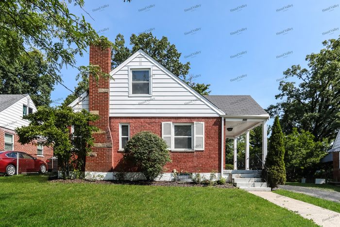 640 Overlook Avenue – photo 1