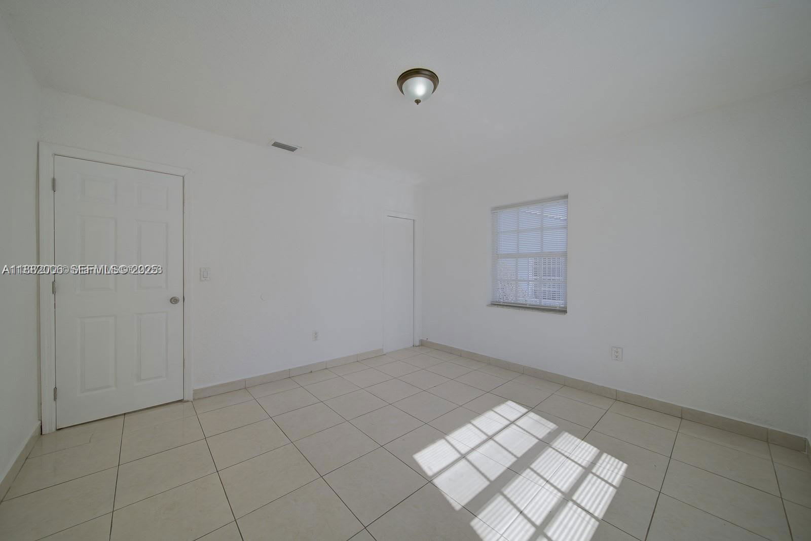 1471 Northwest 93Rd Street – photo 4