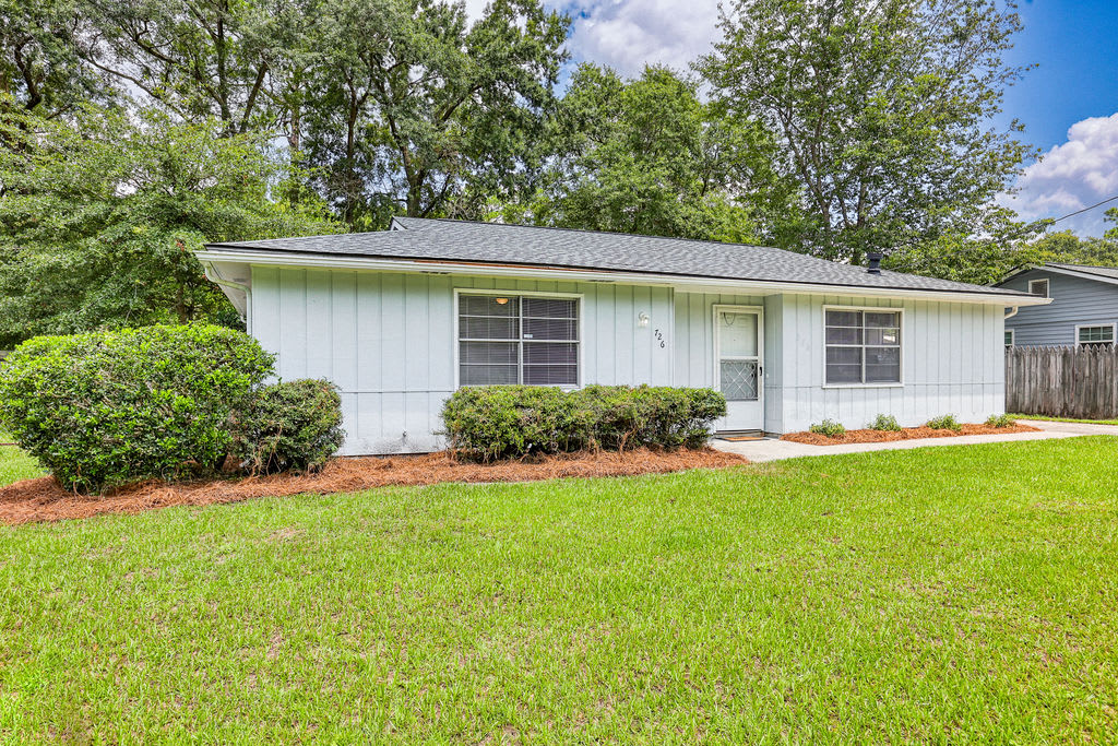 726 Fleming Rd – photo 3